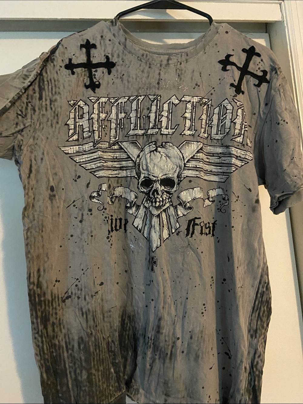 Affliction Men’s Gray Skull Graphic Tee